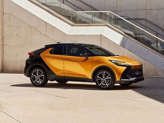 Toyota C-HR Hot CVT 2WD